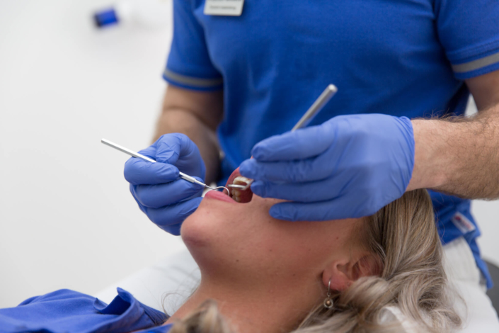 Bedrijfsreportage portretfotografie tandartspraktijk eindhoven