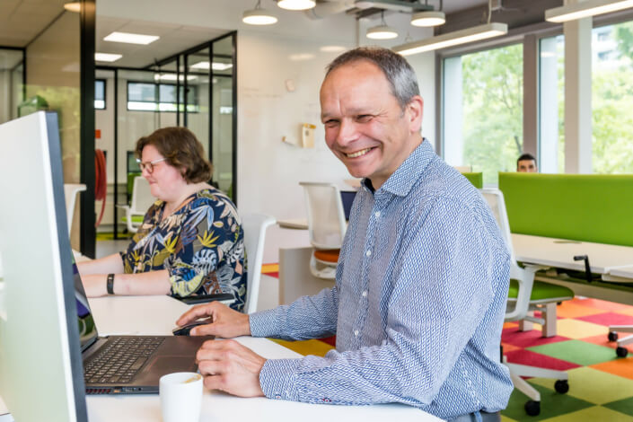 Bedrijfsreportage medewerkers aan het werk